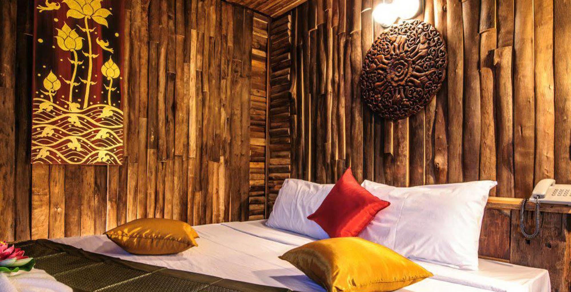 Chart Trip Resort Nakhonratchasima Esterno foto